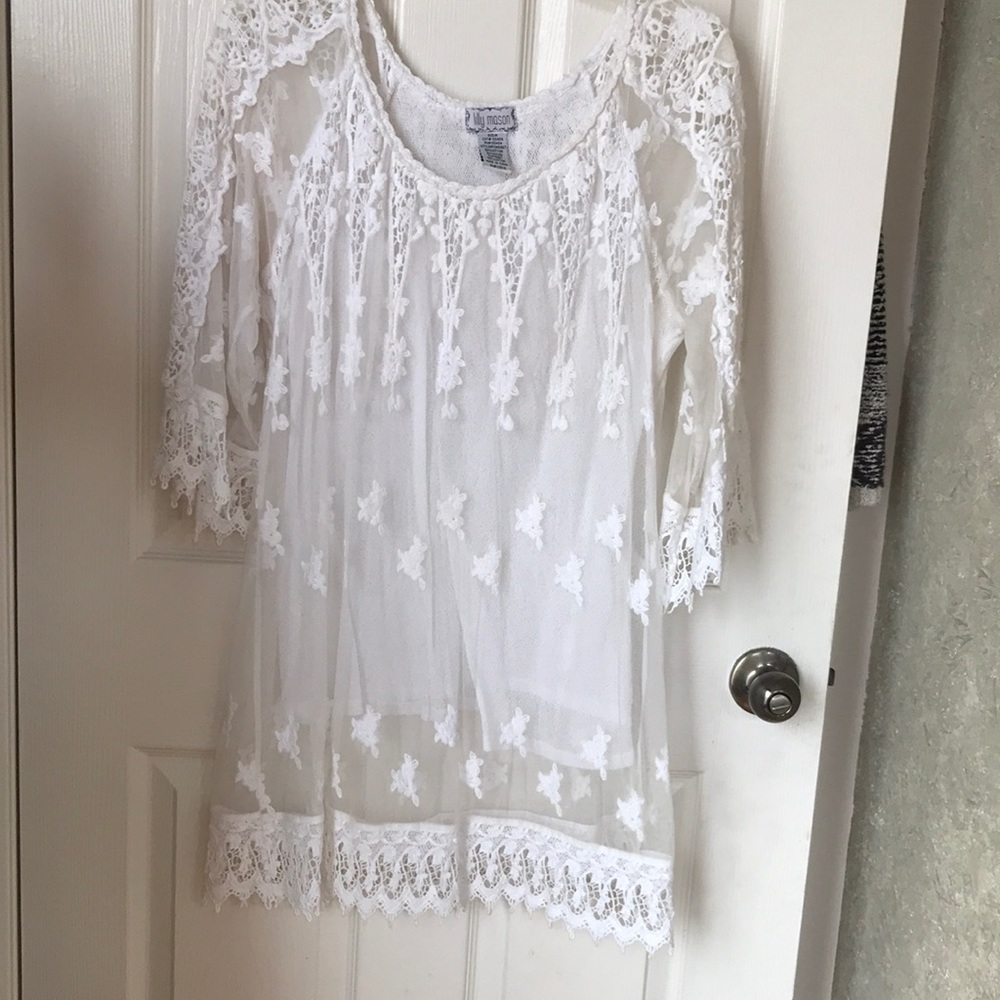 Lacey white top, with attached shell.